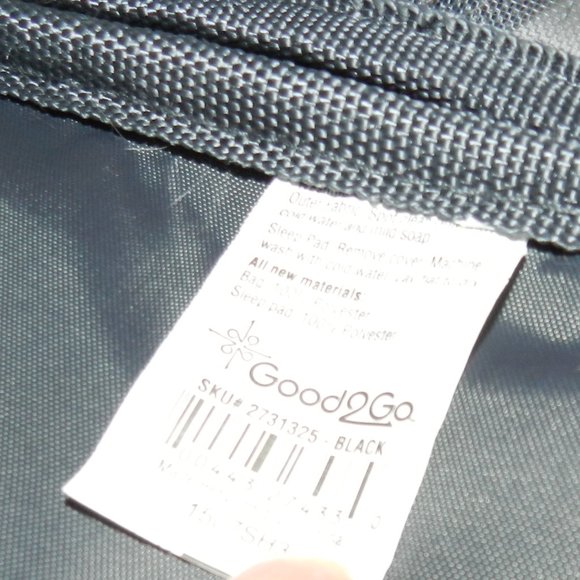 Good 2 Go travel/airline pet carrier with hand & shoulder straps, outer pockets - Picture 10 of 10